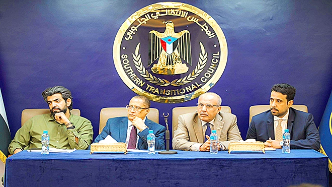 الانتقالي: لن نقف ضد أي تحرك للمواطنين للمطالبة بحقوقهم الانتقالي: لن نقف ضد أي تحرك للمواطنين للمطالبة بحقوقهم
